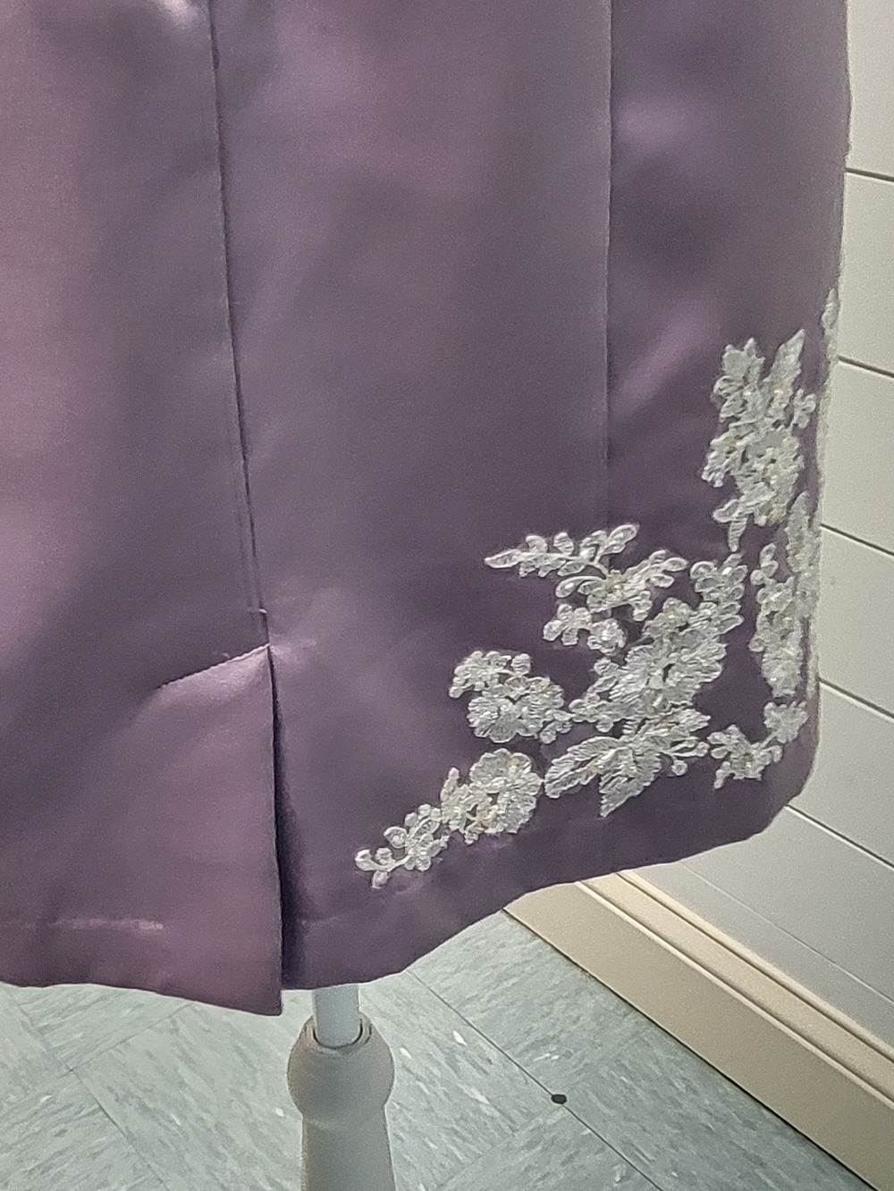 Strapless Lavender Satin Cocktail Dress with White Floral Appliqué - Picture 9 of 13